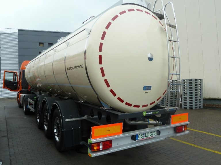 Auflieger ecotrail hinten 768x576